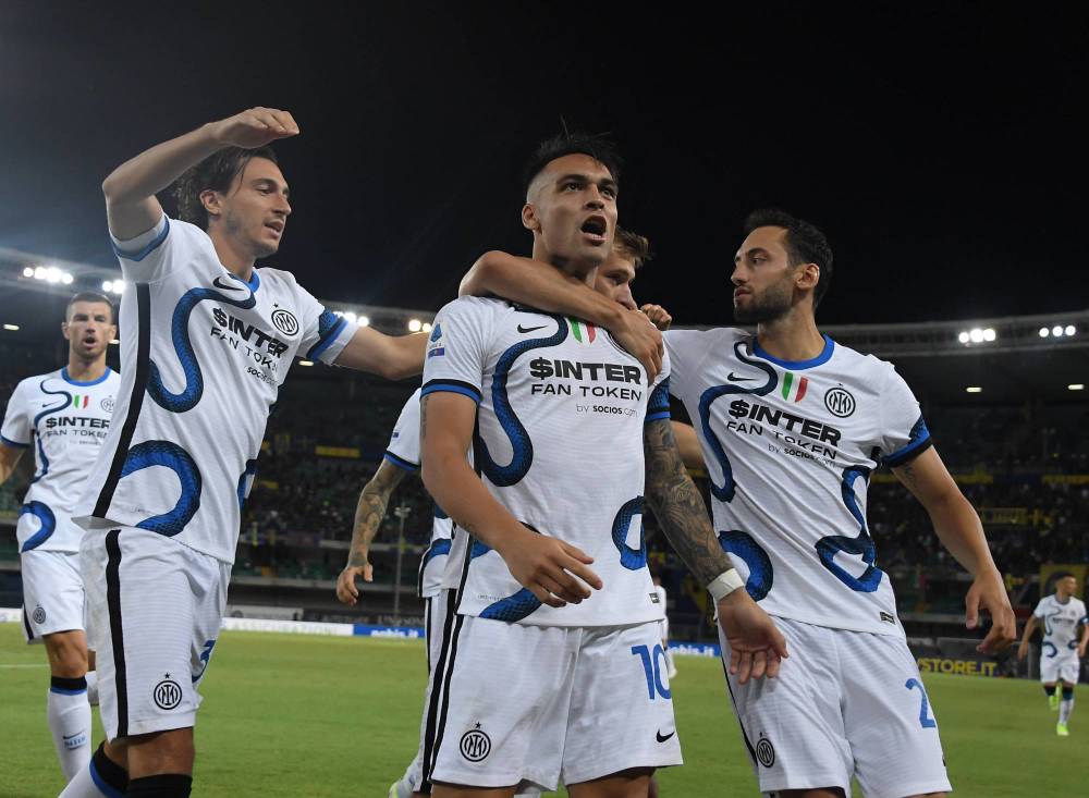  AC米兰德比战告捷，红黑军团重燃争冠希望  